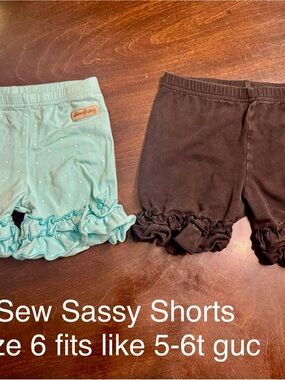 Sew Sassy Girls' Ruffle Hem Shorts - Aqua and Black